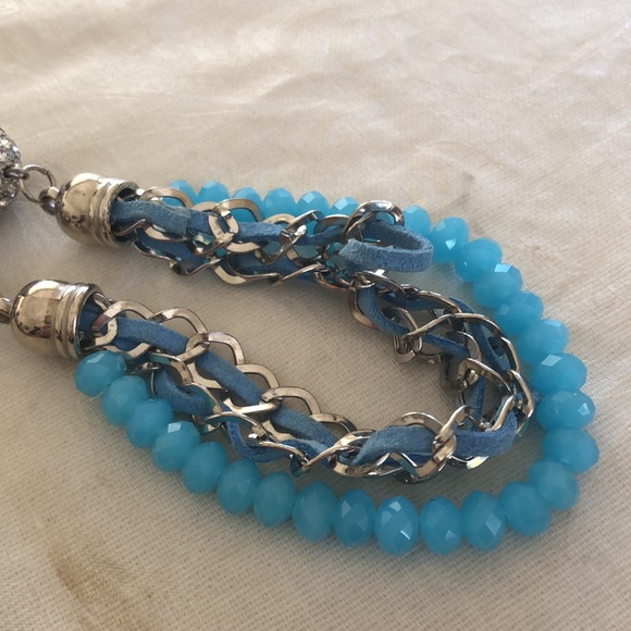 multi strand turquoise color and silver tone necklace - Picture 11 of 12